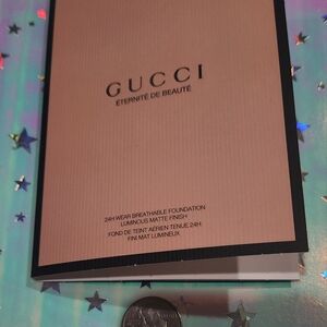 24 hour breathable matte foundation sample pods